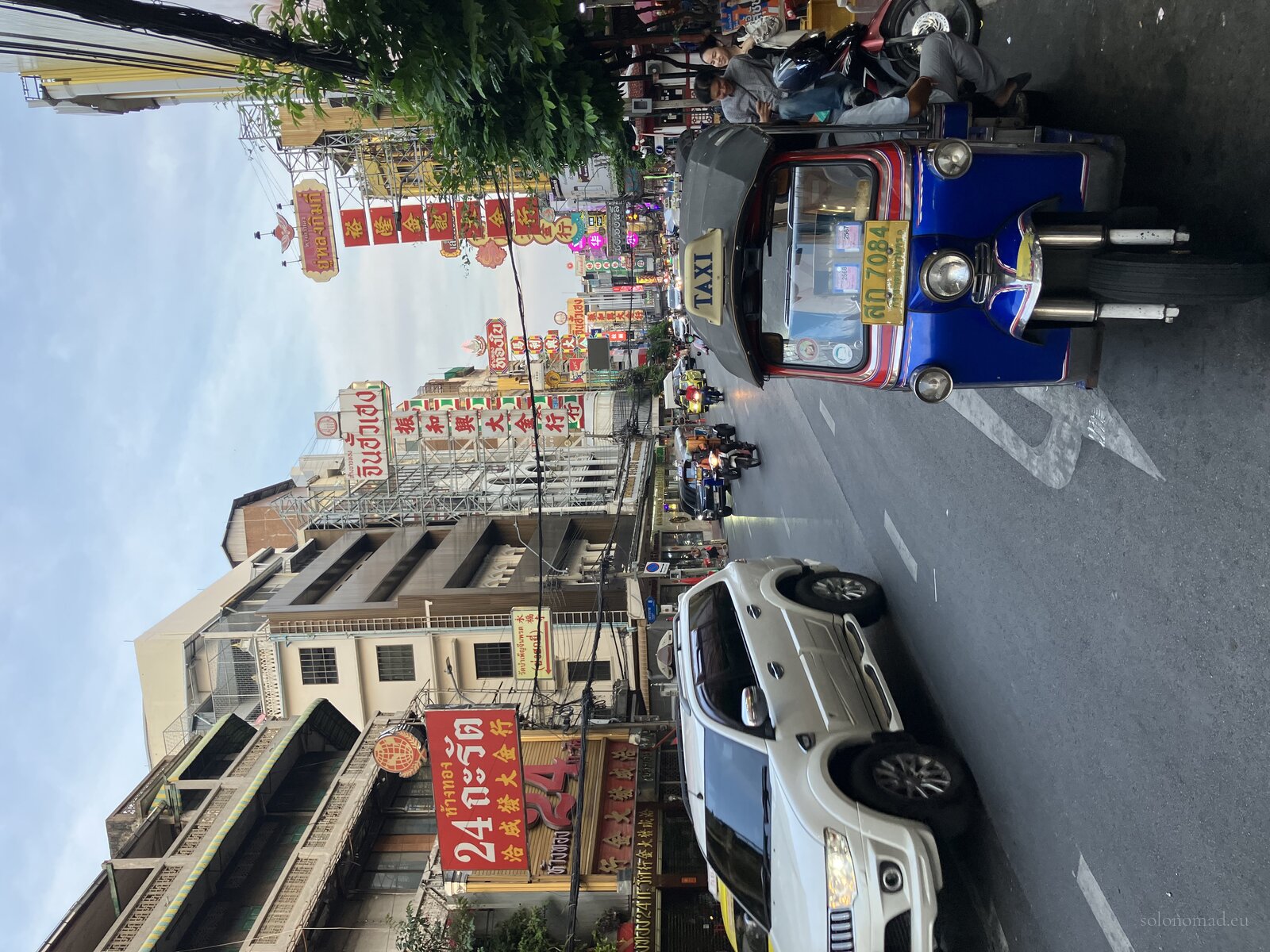 Chinatown Yaowarat road